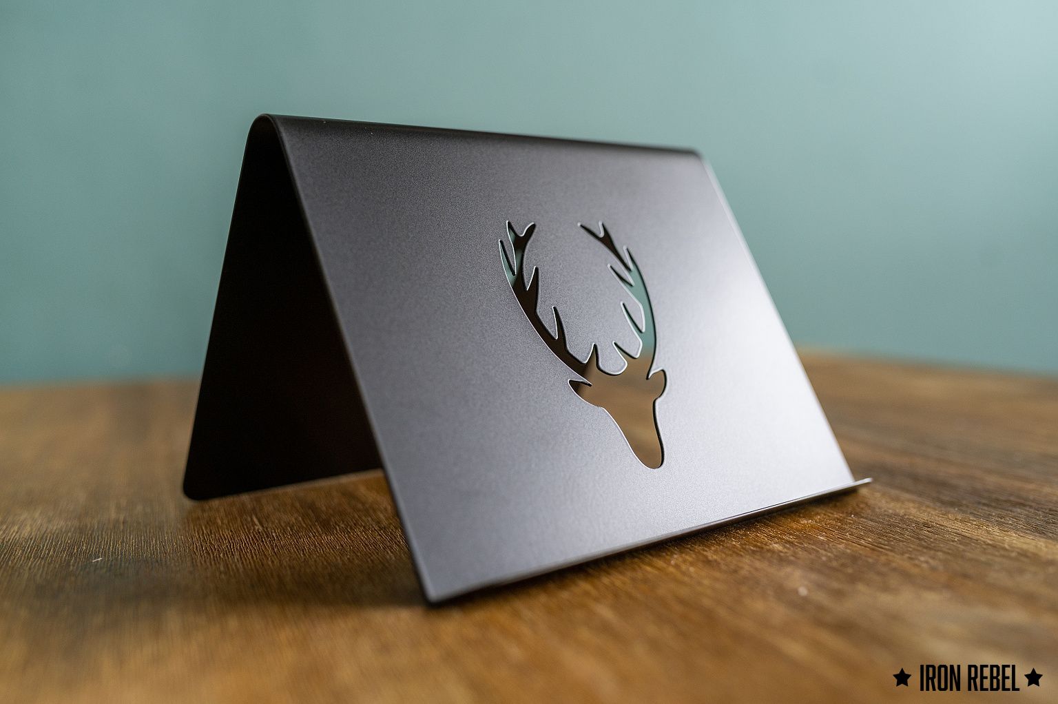 Drzak_tabletu_DEER_001